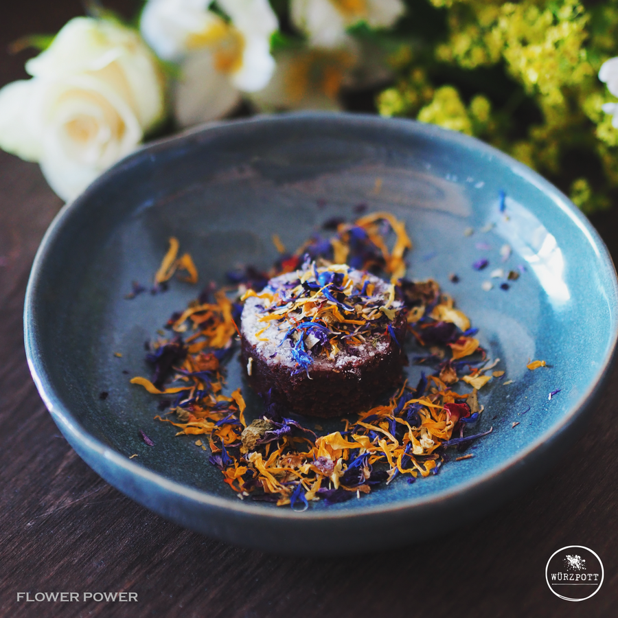 MarnaliArt, Peace, love and harmony - Lass mal den Würzpott kreisen  Farbenfrohe Blütenmischung als Deko für deine Gerichte. 